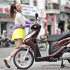 Những lý do khiến phụ nữ Việt luôn yêu mến xe tay ga