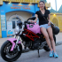 Cô gái sở hữu Ducati 795 màu hồng với ước mơ làm bếp trưởng