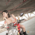 Ducati Monster 1200S độ chất lừ bên cạnh cô nàng cá tính